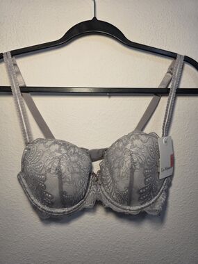 Le Mystere Silver Lace Balconette Push-Up Bra 36C